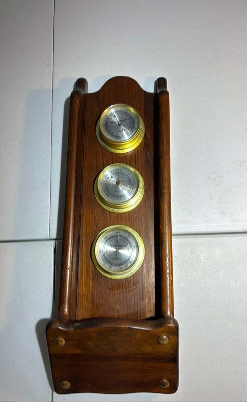 Vintage Wooden Wall Weather Station Thermometer Barometer Hygrometer